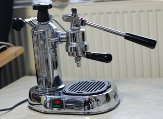 La Pavoni Europiccola Lusso profile La Pavoni Europiccola Lusso profile